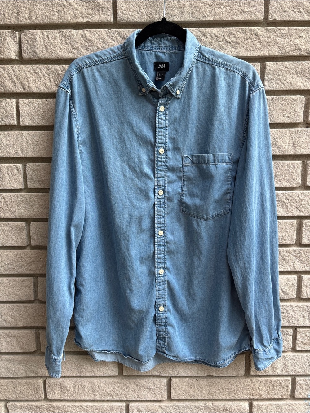 H&M Blue Casual Denim Button-Down Chambray Shirt Sz L